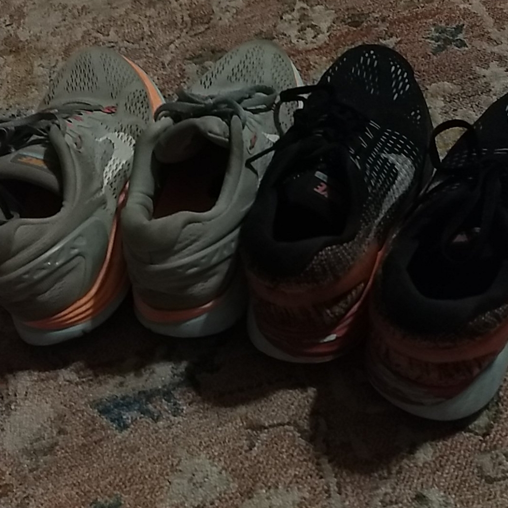 2 pairs Nike Lunarglide!